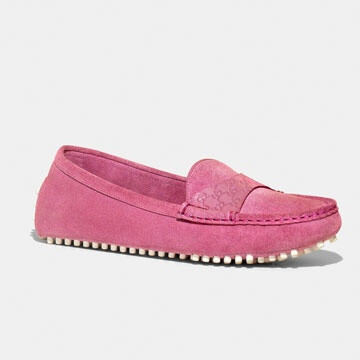 Gucci粉色皮鞋,平底船鞋,鞋子采用纯牛皮…-堆