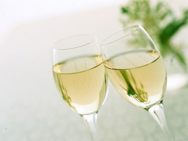 中国古代各种关于美酒的诗句,譬如葡萄美…-堆