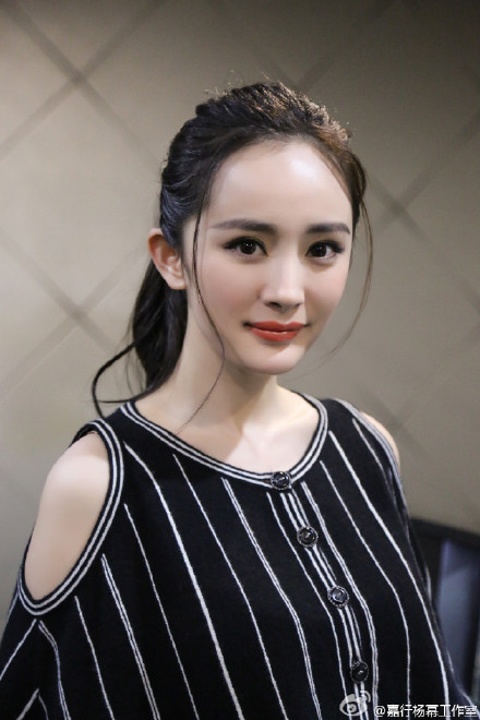 我们心中都有阳光。也感谢@i周迅 姐在当天特