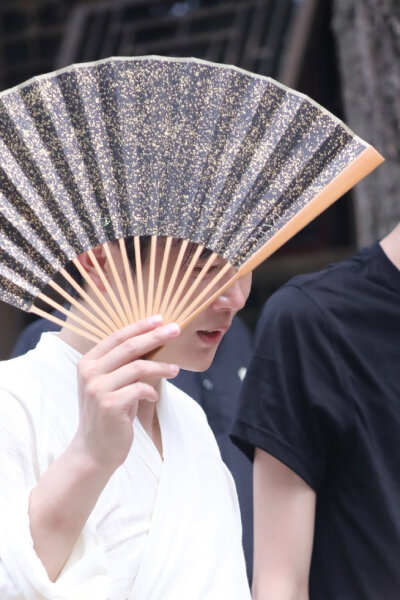 孟鹤堂背景图