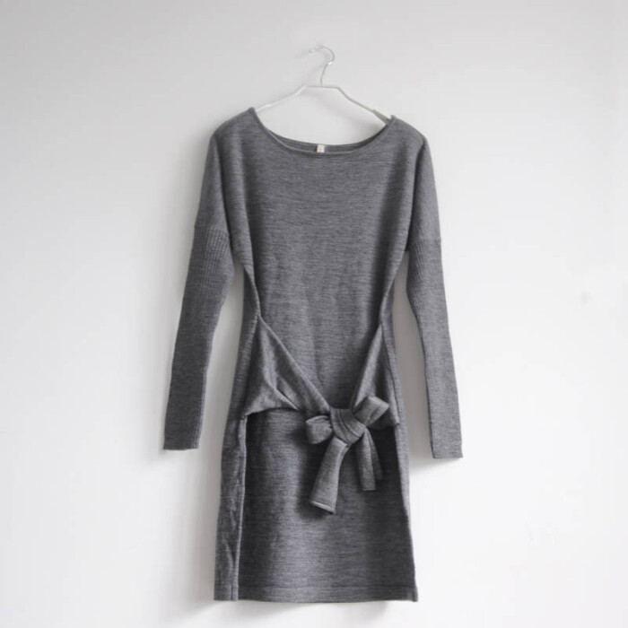 寂寞直线秋装时尚气质灰色针织连衣裙针织裙-