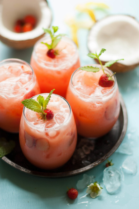 strawberry coconut lemonade 草莓椰子汁