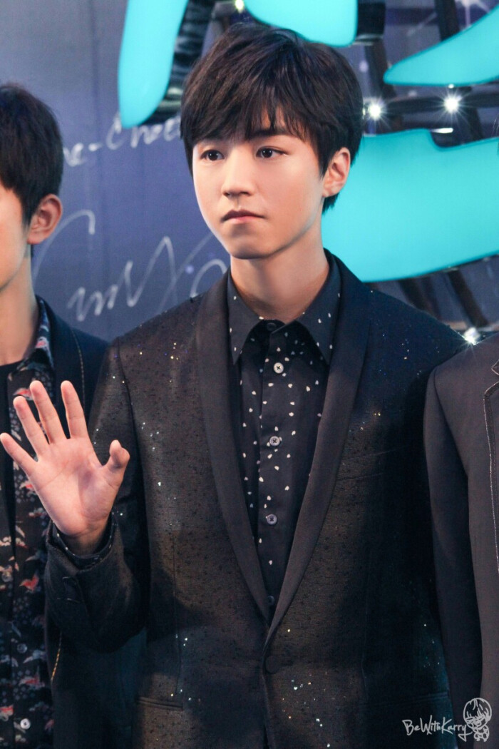 俊凯 #TFBOYS 放肆一下移动视频风云盛典…-