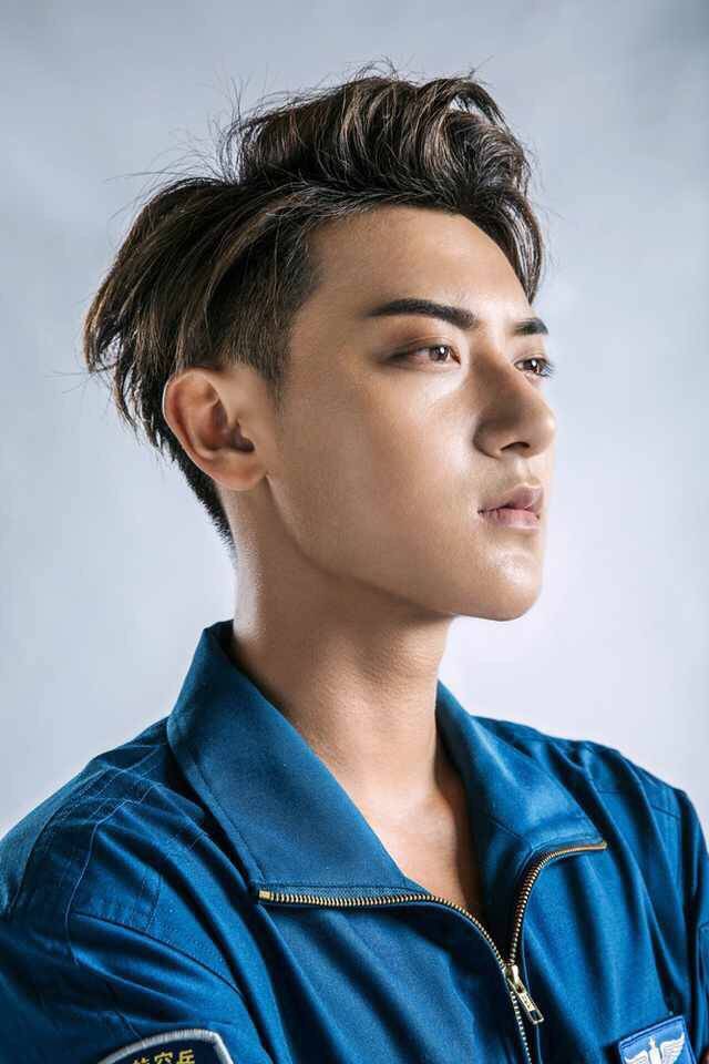 子韬,TAO,真正男子汉2',军人,军旅生活…-堆糖