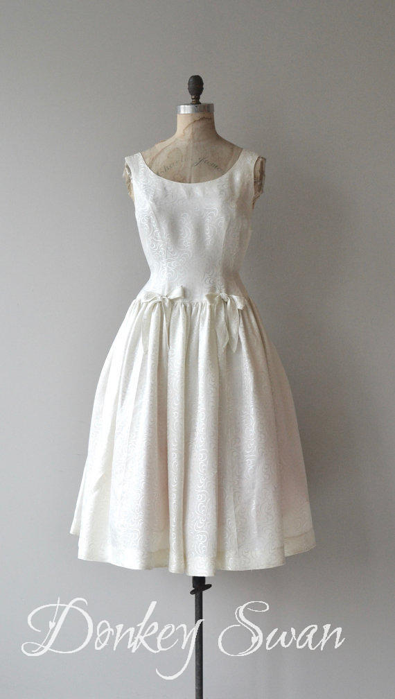1960s 奶油白提花真丝缎连衣裙-堆糖,美好生活