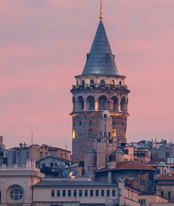 伊斯坦布尔,是土耳其经济、文化中心,也是…-堆