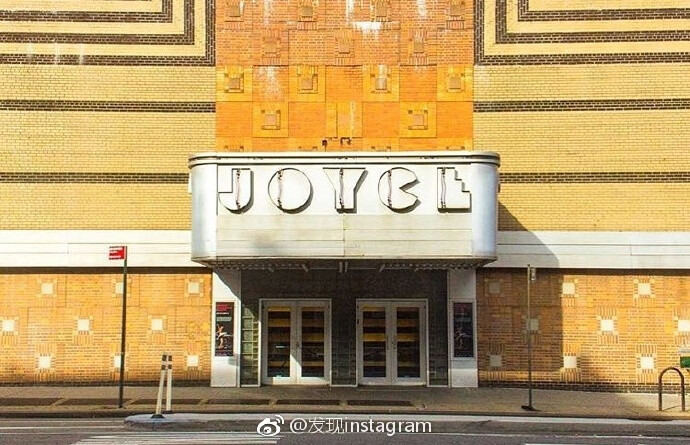 ins:accidentallywesanderson